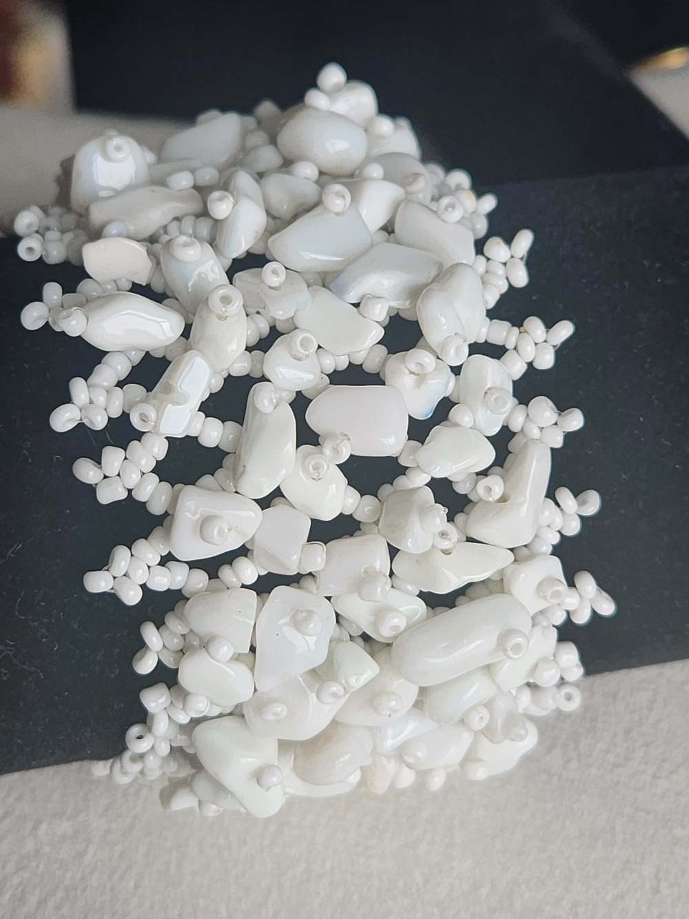 VTG White Coral Bead Chunk Stretch Bracelet Handmade Size 6-7 Statement Boho